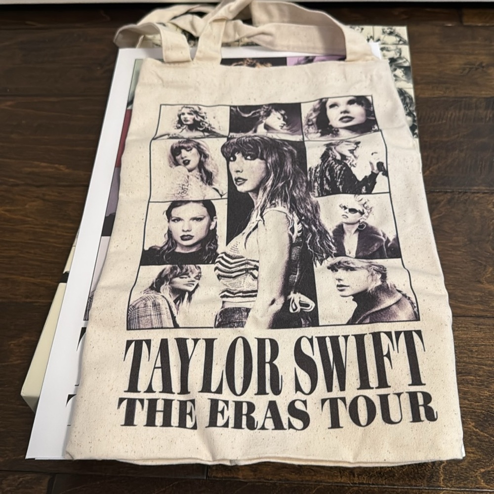 Taylor Swift Eras VIP Box - Picture 5 of 5